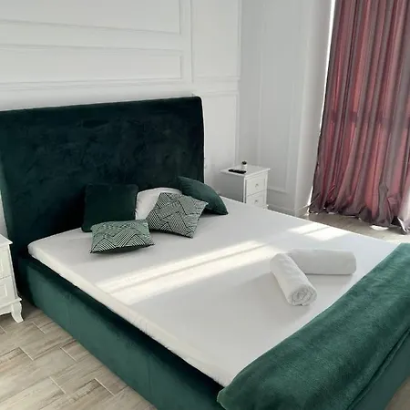 Bijoux Luxury Apartment